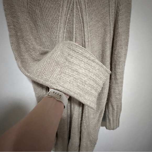 Woman’s Pullover Zip Neck Oversized Sweater Size L/XL Acadamia Hobo - Picture 9 of 11